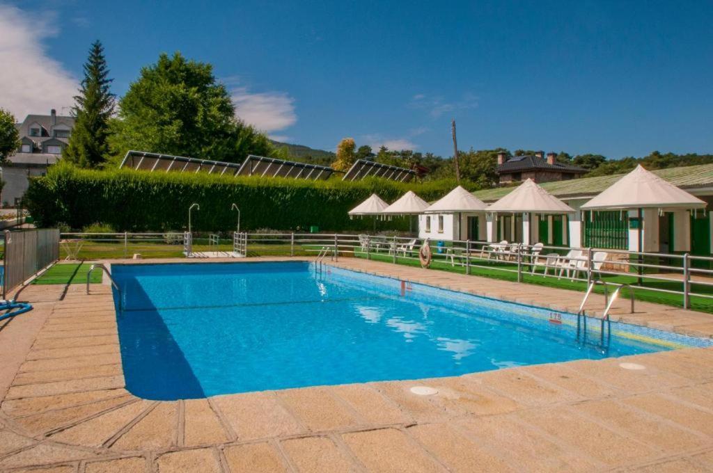 סן רפאל La Casona Del Pinar Albergue מראה חיצוני תמונה