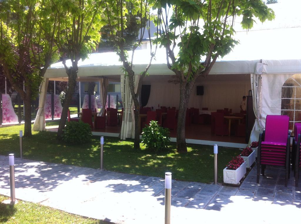 סן רפאל La Casona Del Pinar Albergue מראה חיצוני תמונה