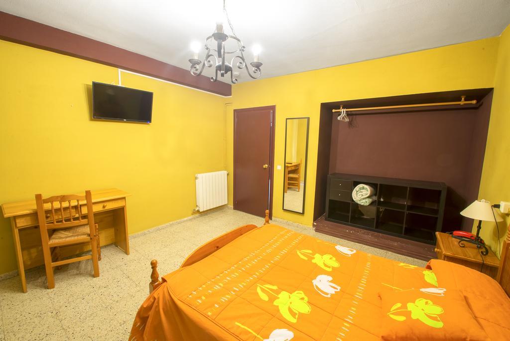 סן רפאל La Casona Del Pinar Albergue מראה חיצוני תמונה